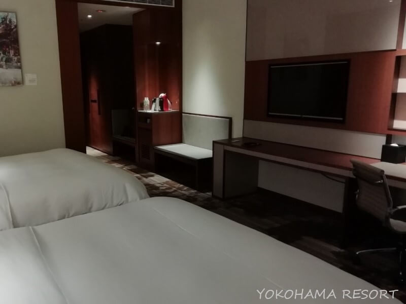 台湾 台北 コートヤード台北 客室 ベッド