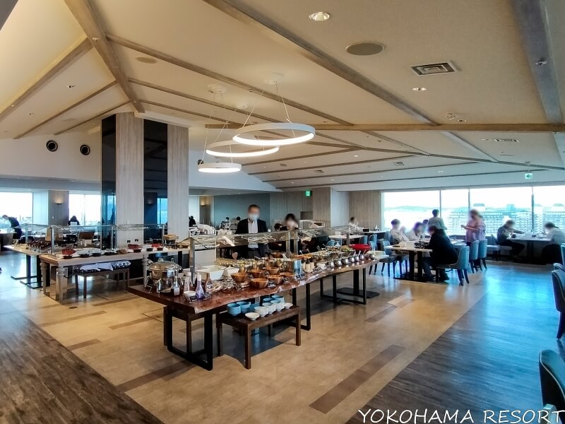 琵琶湖マリオットホテル 広い朝食会場の様子