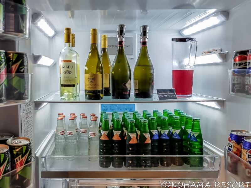 冷蔵庫の中にもお酒やソフトドリンク