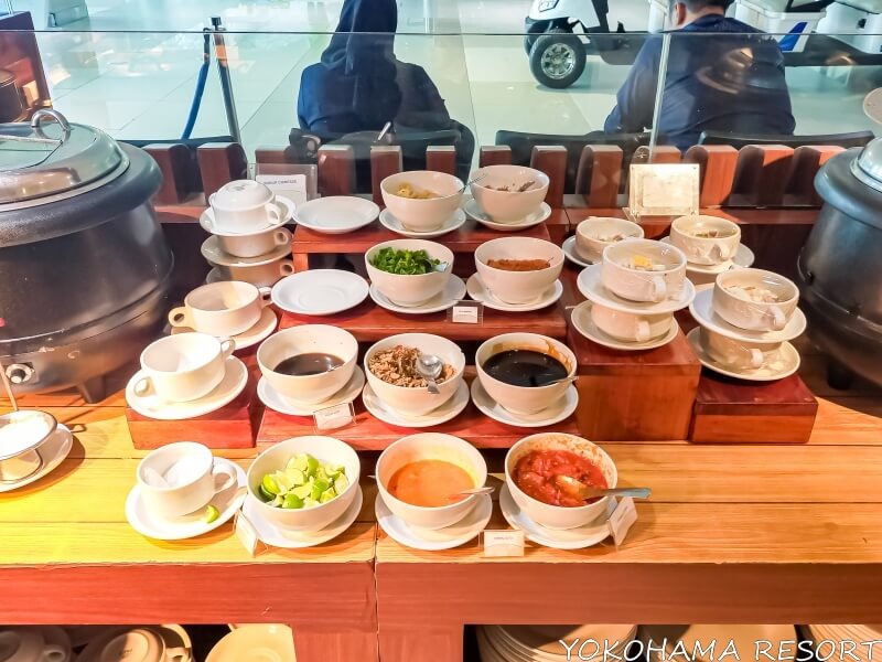 ブルースカイ・プレミア・ラウンジの食事