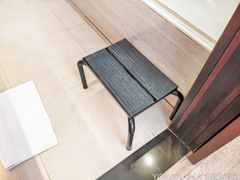 バスルームの踏み台