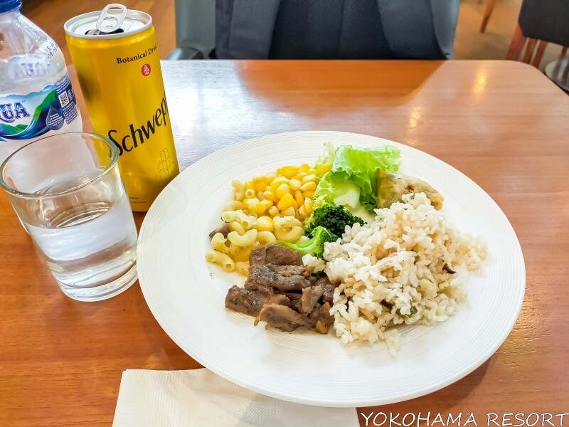 デンパサール国際空港のガルーダインドネシアラウンジ