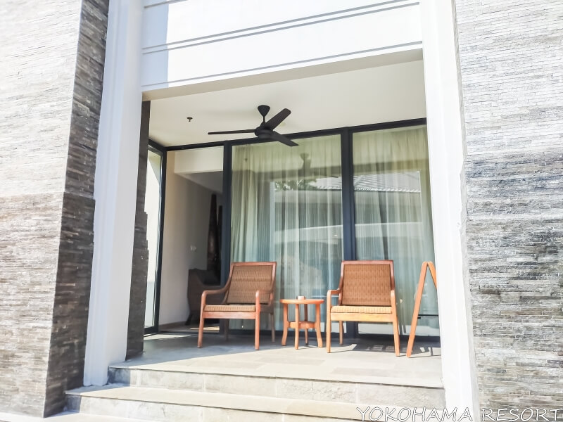 リビング側のバルコニー