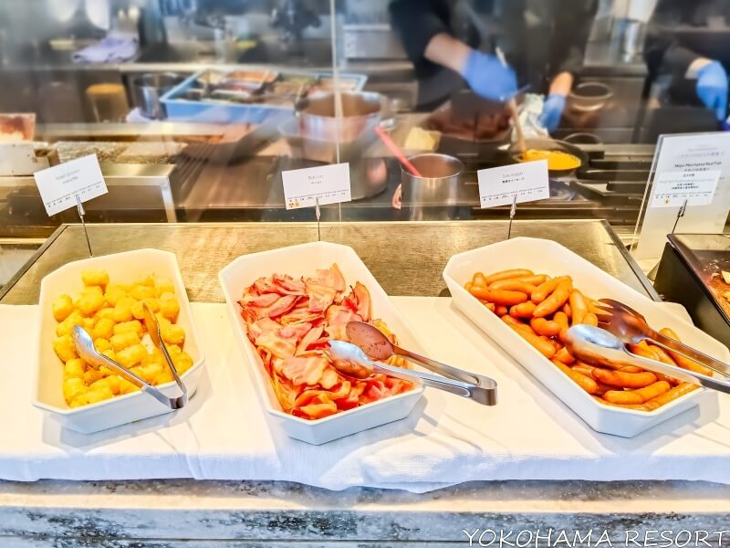 ポテト、ベーコン、ソーセージ