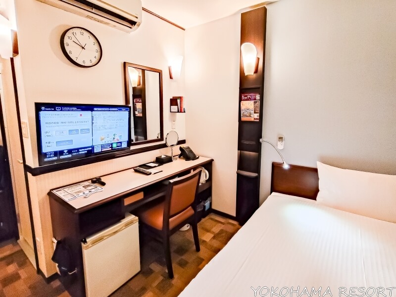 客室のデスク