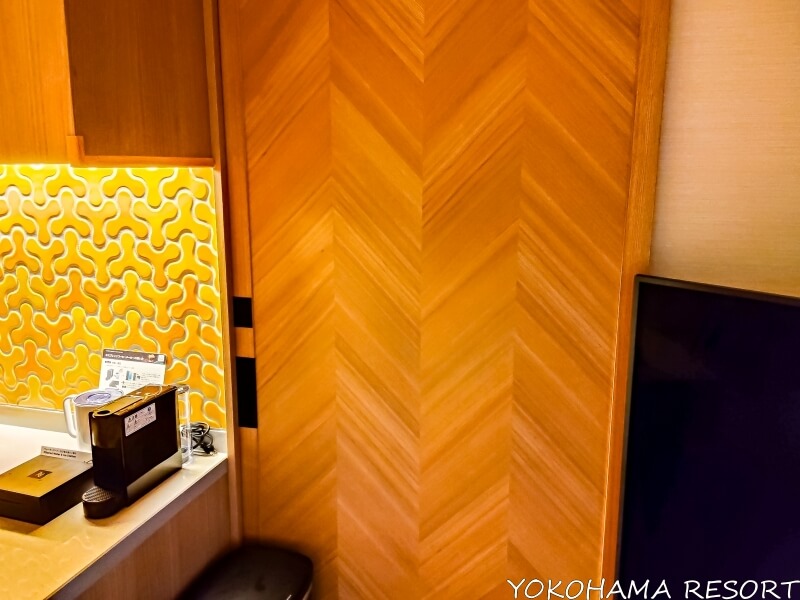 キッチン横にある引き戸