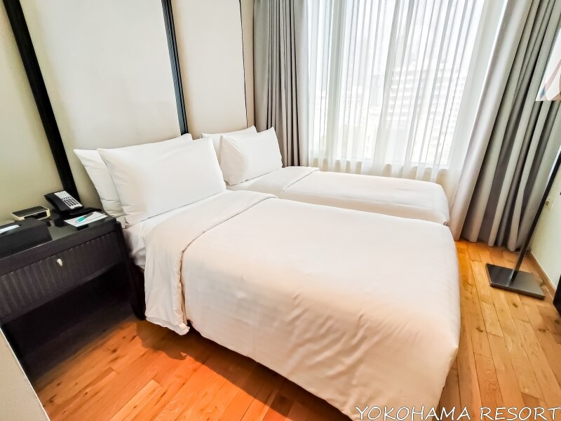 ゲストベッドルーム1のツインベッド