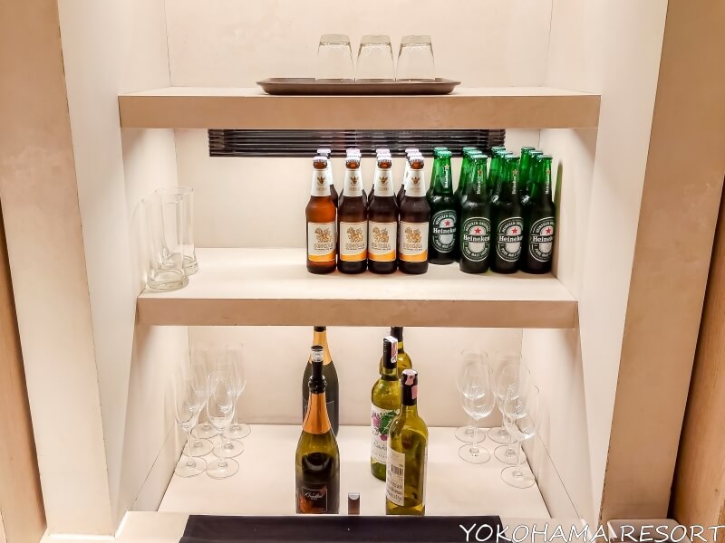 イブニングカクテルのアルコール類