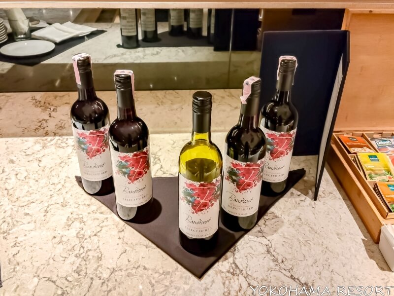 イブニングカクテルのワイン