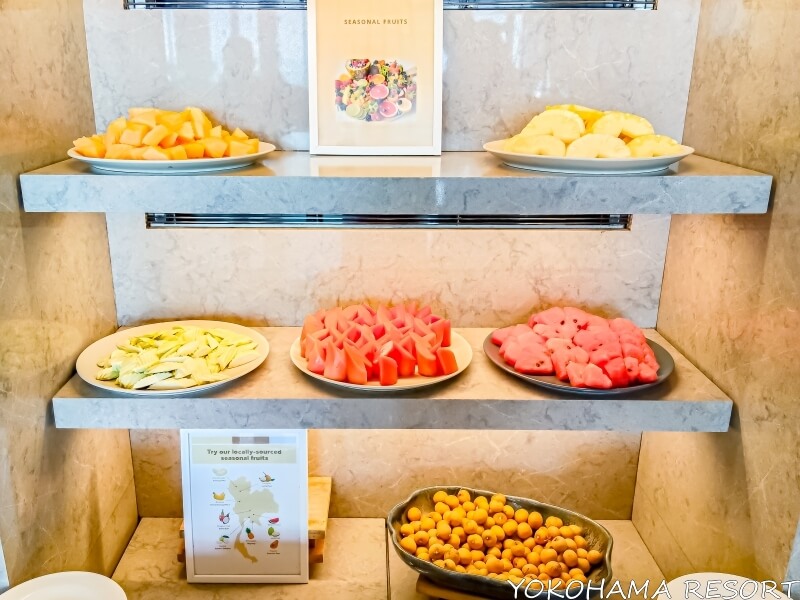 カットフルーツコーナー