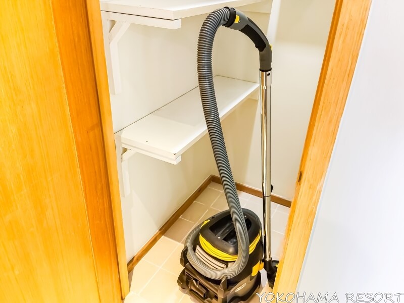 玄関そばの収納