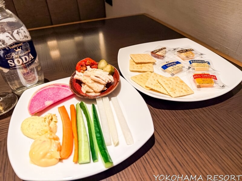 スナック、チーズ、野菜スティック